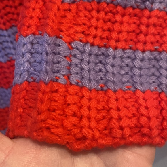 Cloud ten sweater sz small red purple white stripes like new chunk knit sweater - Picture 8 of 15